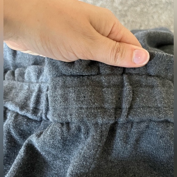 LUNYA Cozy Cotton Silk Relaxed Ankle Sweatpants in Heather Gray Womens Size M - Picture 5 of 15
